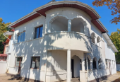 Afumați IF – casă/vilă mare, cu 8 dormitoare, 7 băi, amplasată pe DN 2