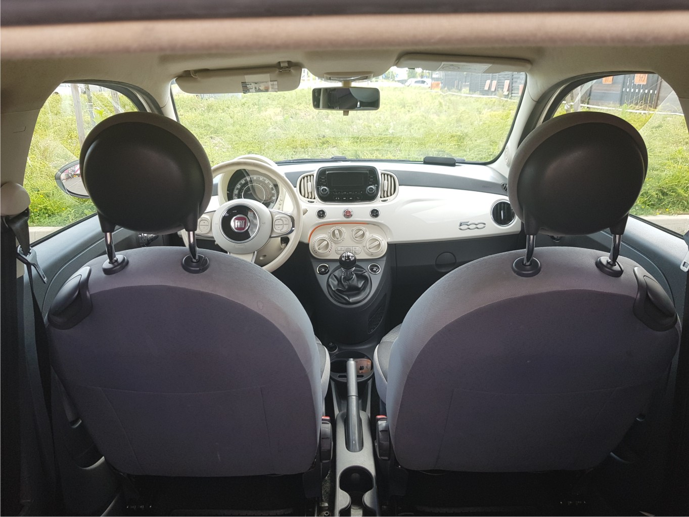 Fiat 500 (2016) | Unic Proprietar (Persoană Fizică) | 105.000 KM | Distribuție AutoItalia | ITP 2027